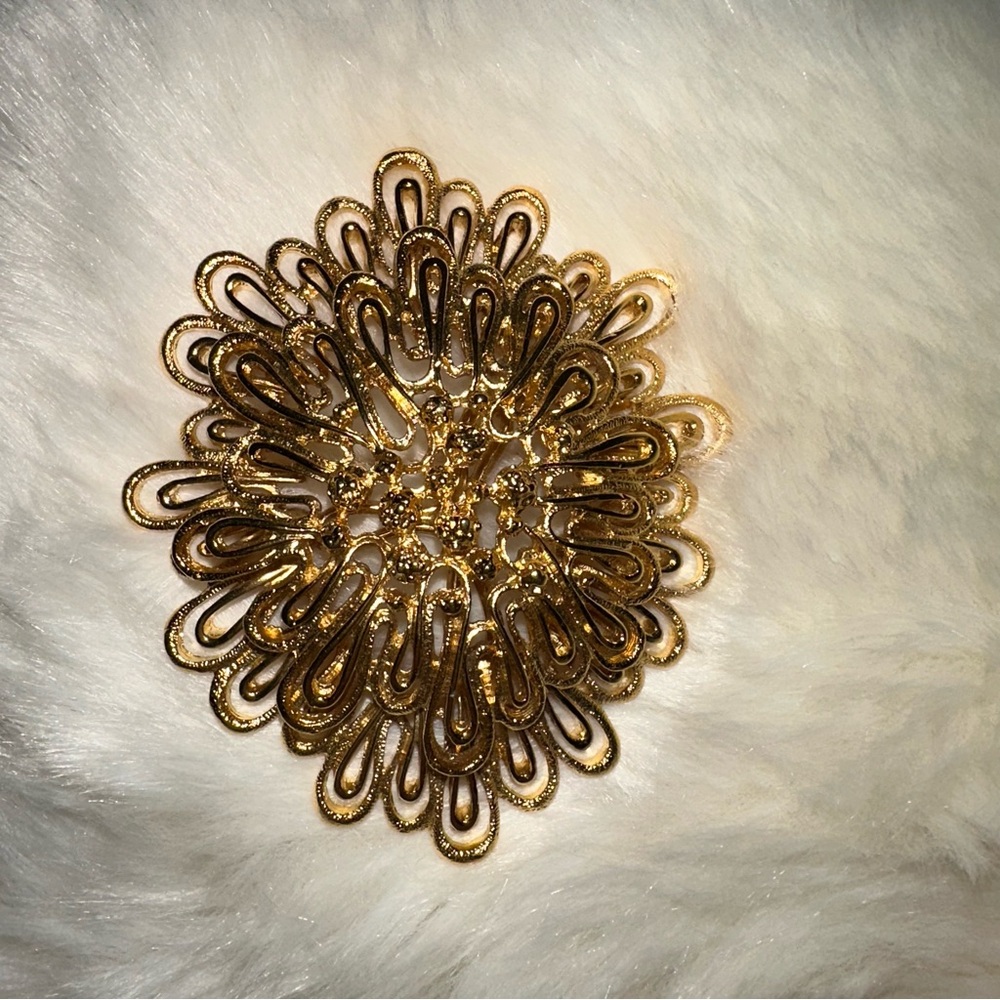 Vintage Signed Monet Modernist "Palazzo" Gold Tone Runway Statement Brooch 1968